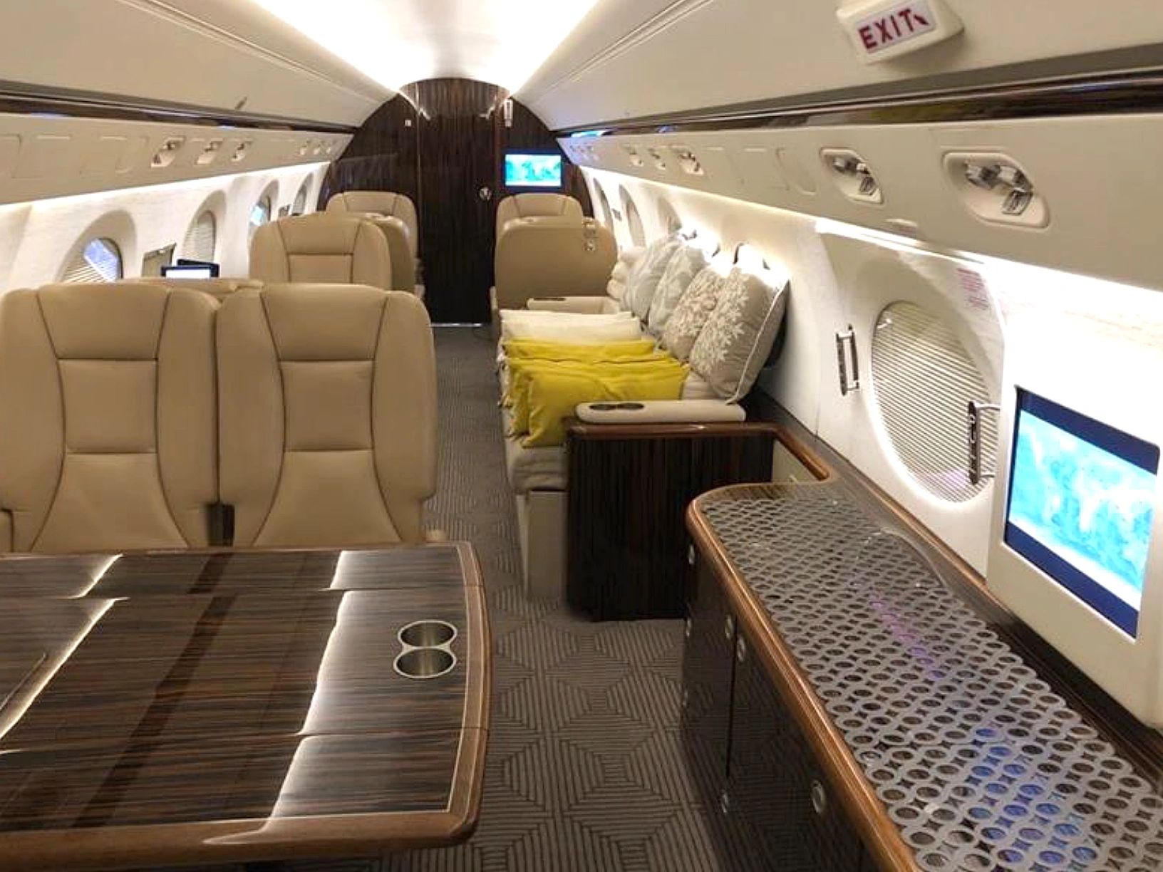 2009 Gulfstream G550