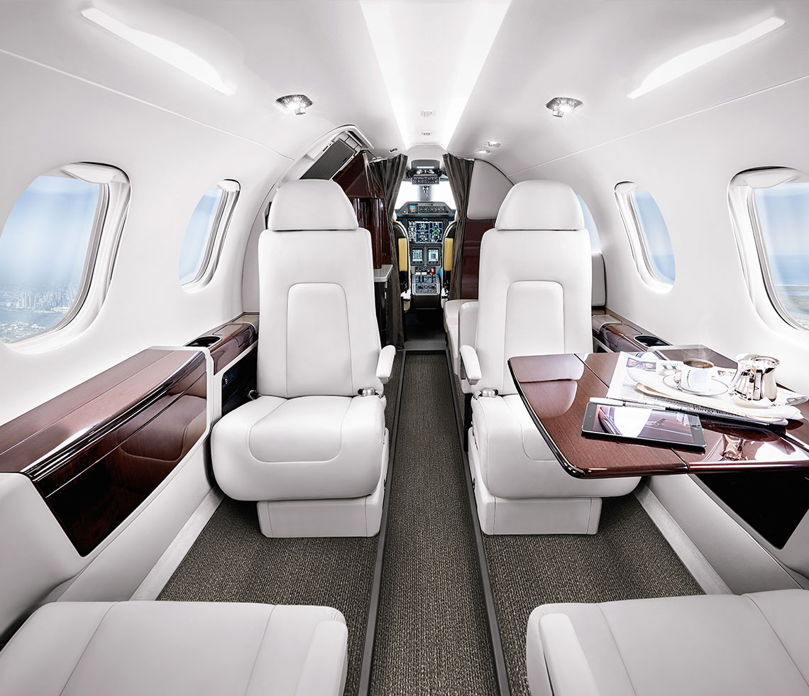 2015 Embraer Phenom 300